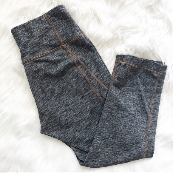 Athleta Heathered Gray Capri Athletic Leggings - Picture 1 of 5